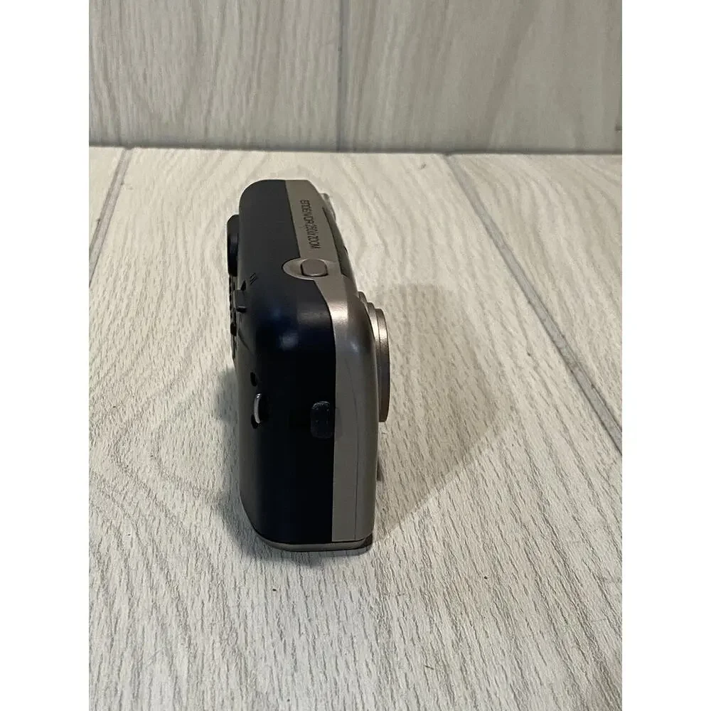 Fuji Film Endeavor 250ix Zoom Camera